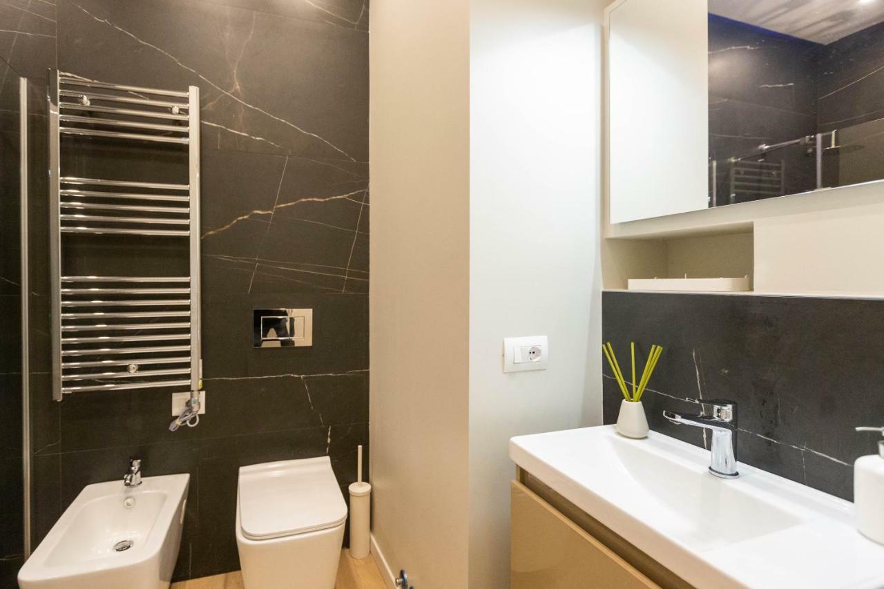 Apartment Bocconi 1 Milan Luaran gambar
