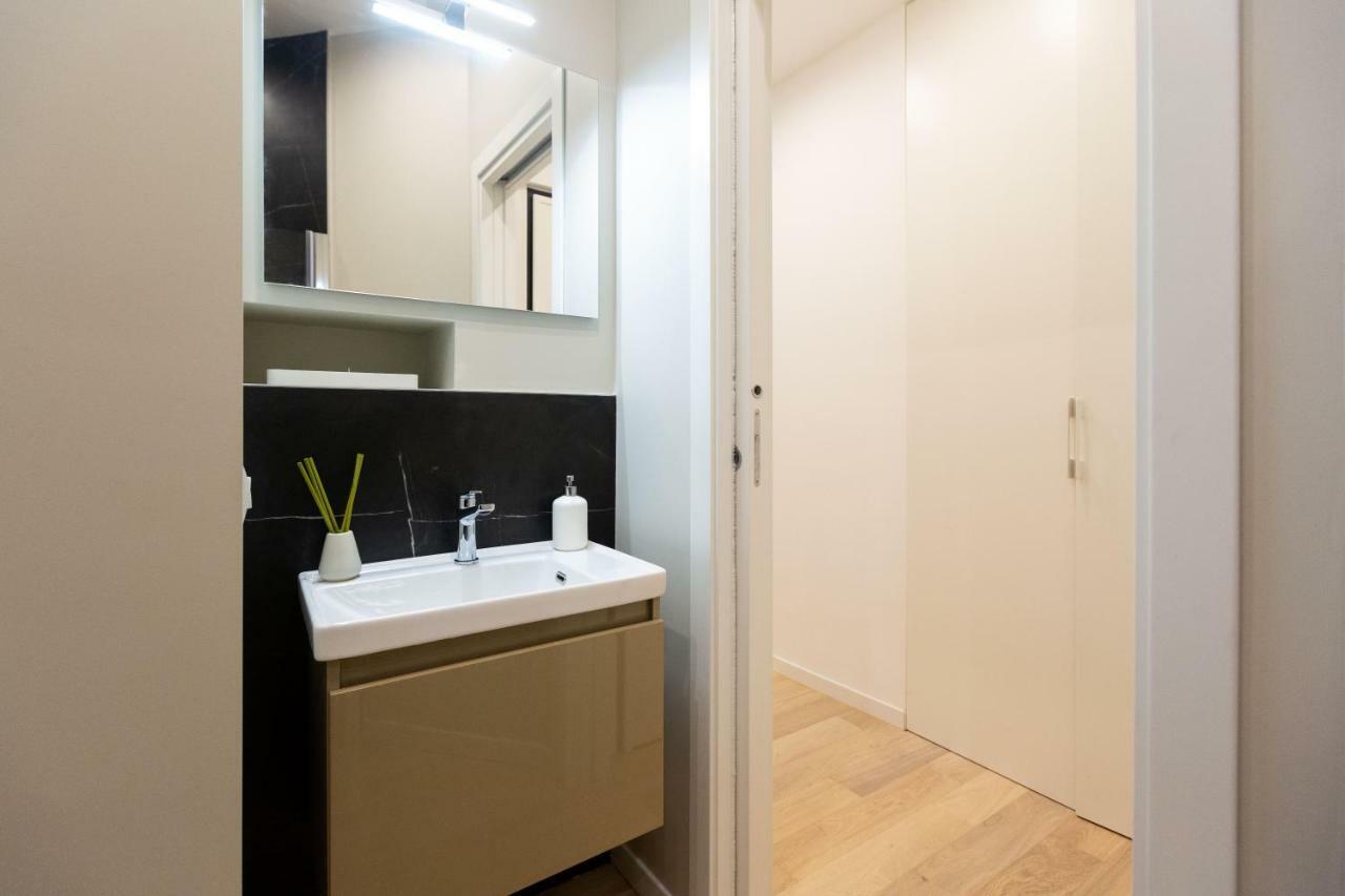 Apartment Bocconi 1 Milan Luaran gambar