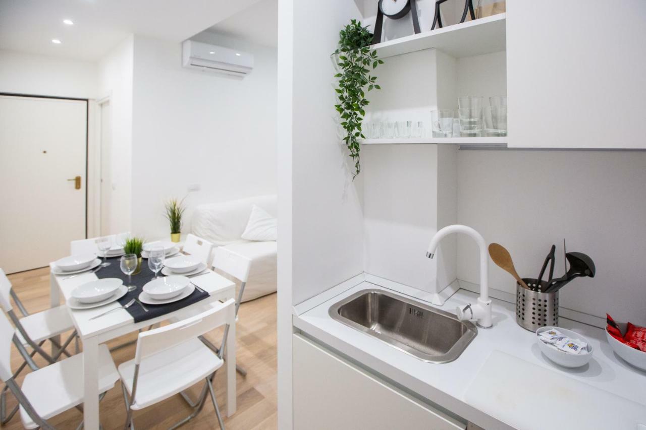Apartment Bocconi 1 Milan Luaran gambar